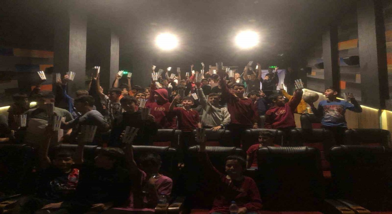 Köyceğizde ‘Kudüs Macerası filmi izleyici ile buluştu