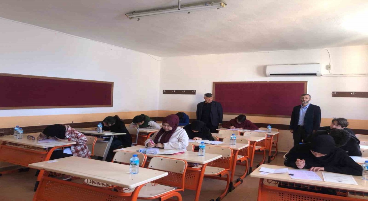 Köyceğizde lise ve üniversite öğrencileri umre ödüllü yarışmaya katıldı