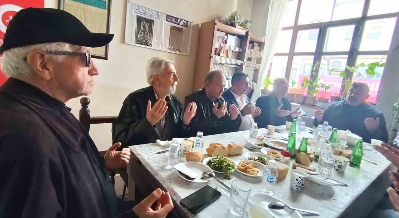 Kütahya Sosyal Yardım ve Kültür Vakfından geleneksel hatim programı