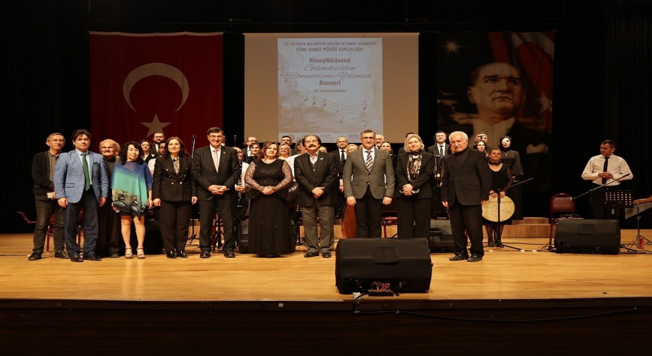 Kütahyada HüseyNihavend konseri sanatseverlerle buluştu