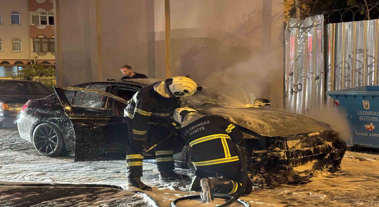 Lüleburgazda otomobil yangını