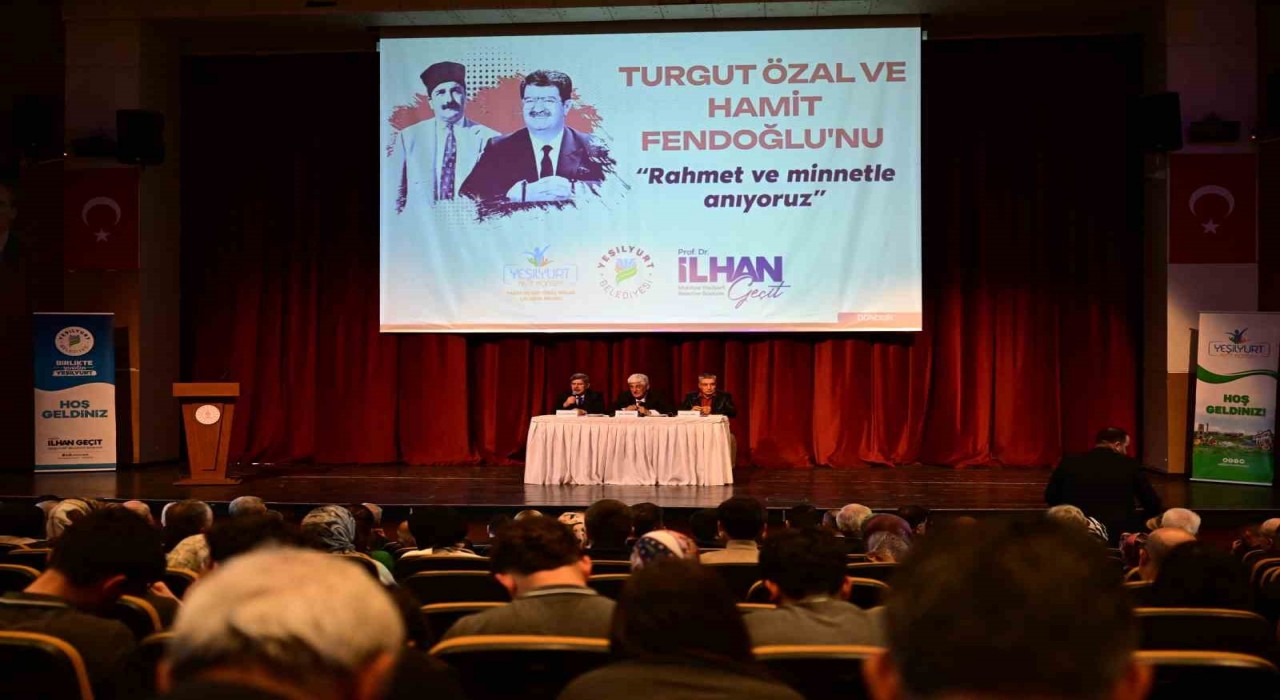 Malatyada 8inci Cumhurbaşkanı Turgut Özal ile Başkan Hamit Fendoğlu anısına panel düzenlendi