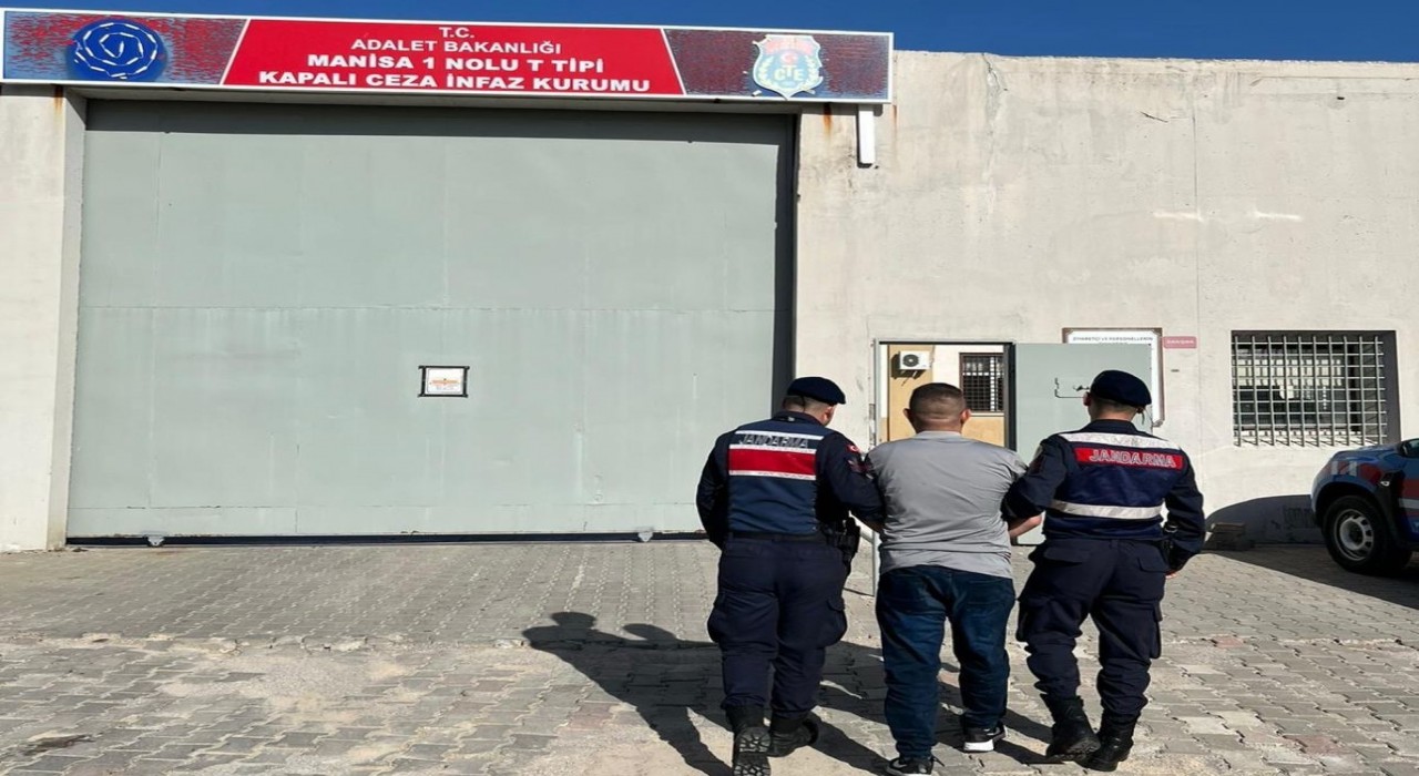 Manisada cinayet suçundan aranan şahıs yakalandı