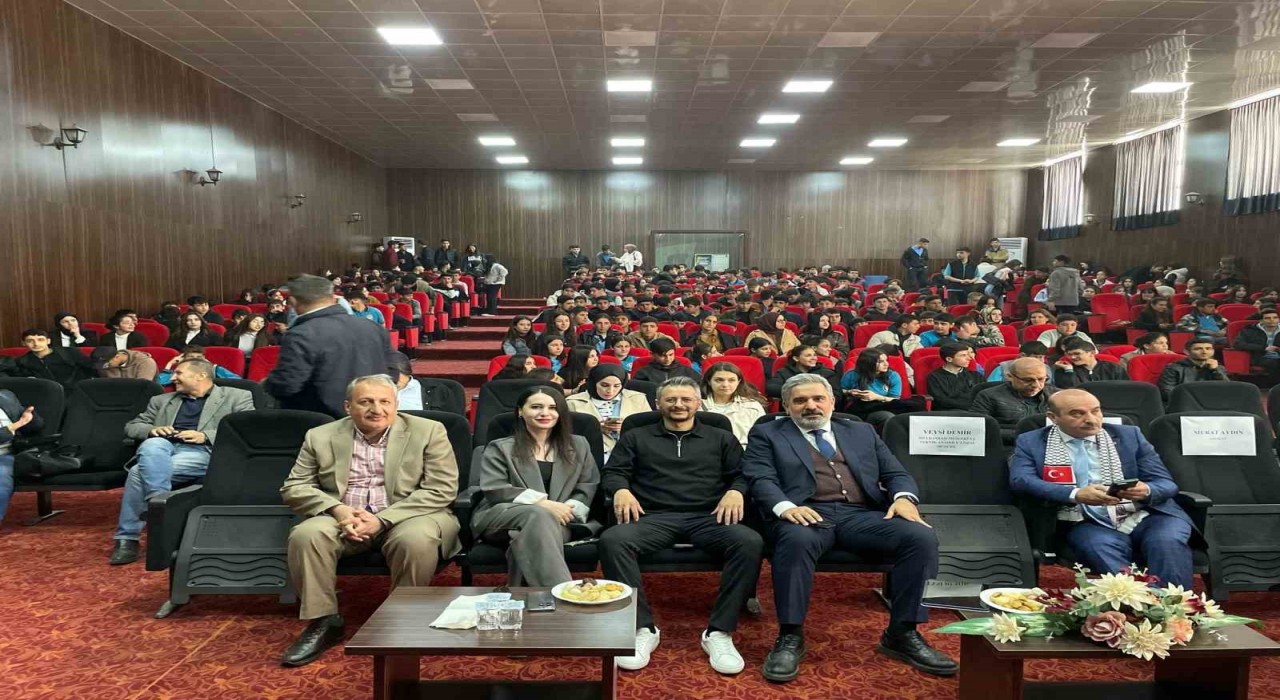 Mardian Malldan eğitime tam destek: Kariyer söyleşisi öğrencilerle buluştu