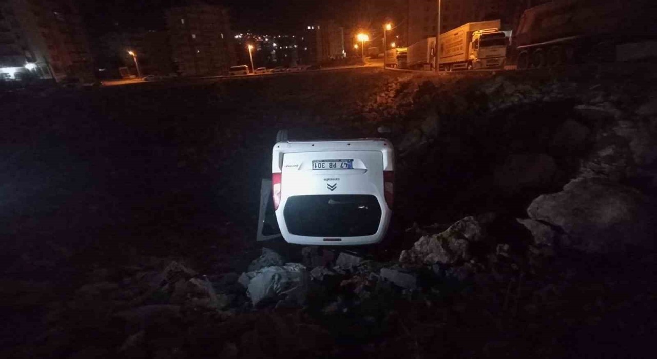 Mardinde kamyonet devrildi: 1 yaralı