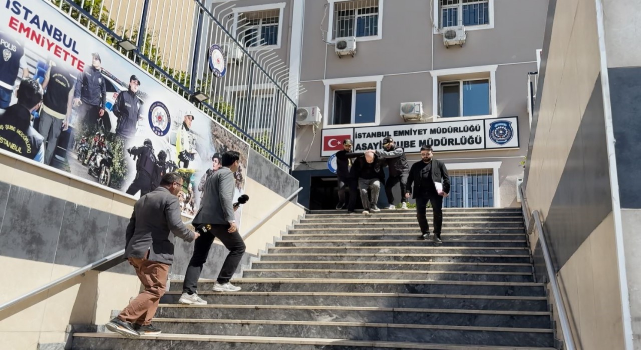 Mattia Ahmet Minguzzinin mezarını tahrip eden şüpheli adliyeye sevk edildi