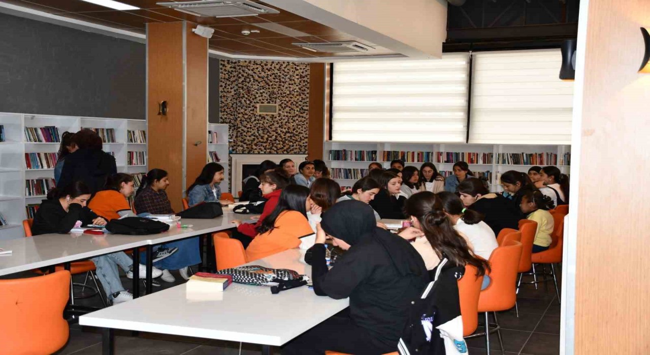 Mazıdağı Belediyesinden kütüphane kapatılsın ihtarnamesi