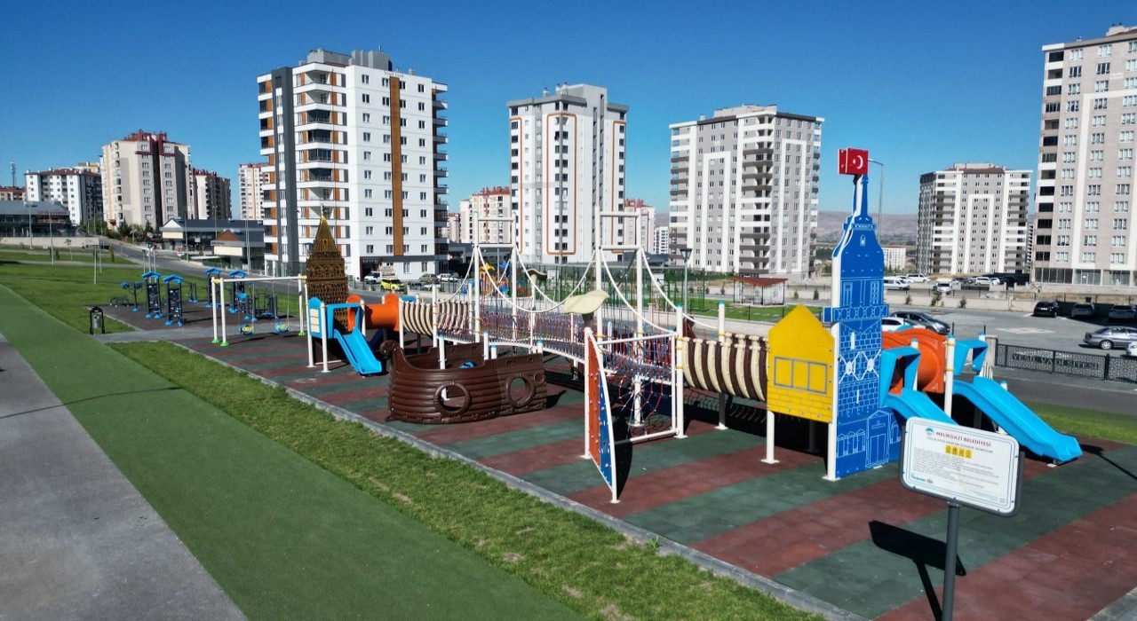 Melikgazi Belediyesi, 5,5 yıl içinde 300 parkı hizmete kazandırdı