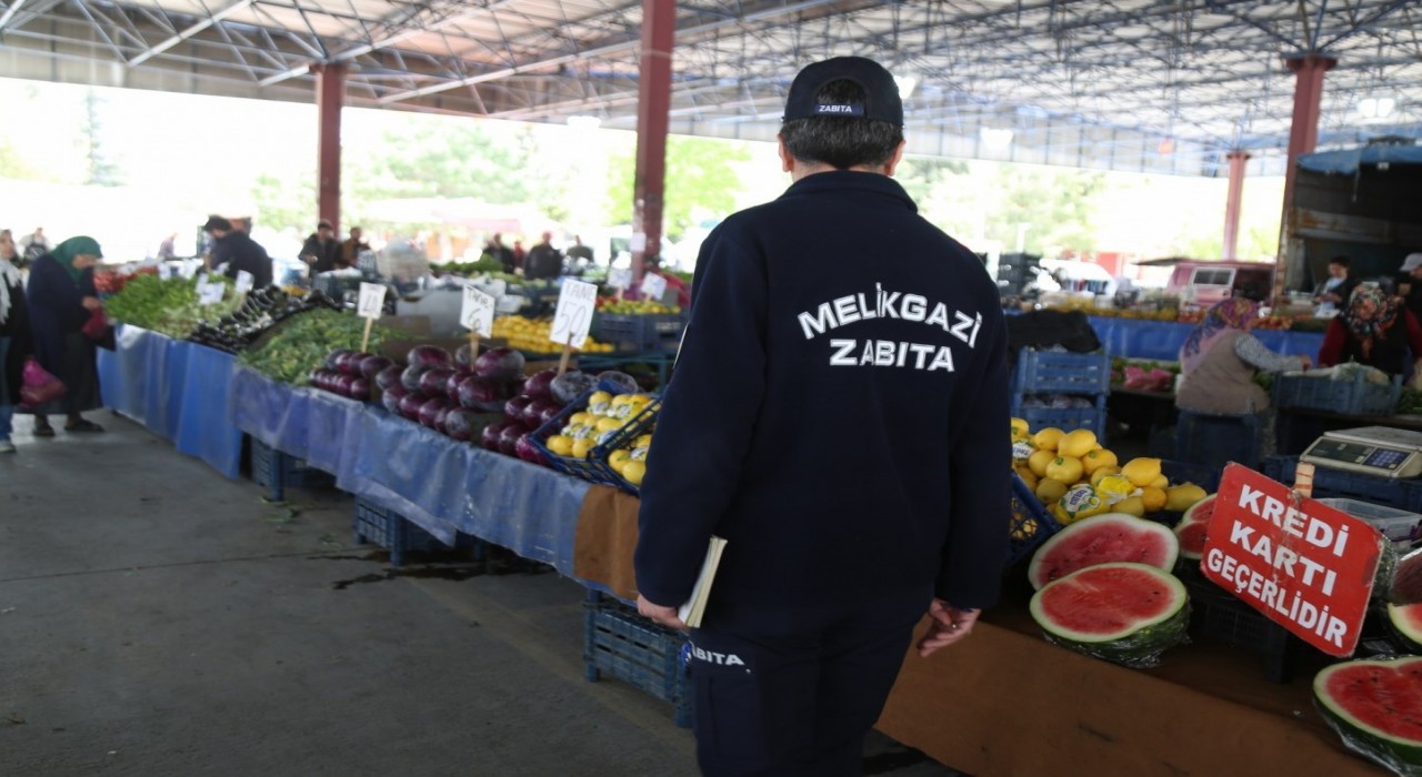 Melikgazide pazar yerlerinde denetim yapıldı