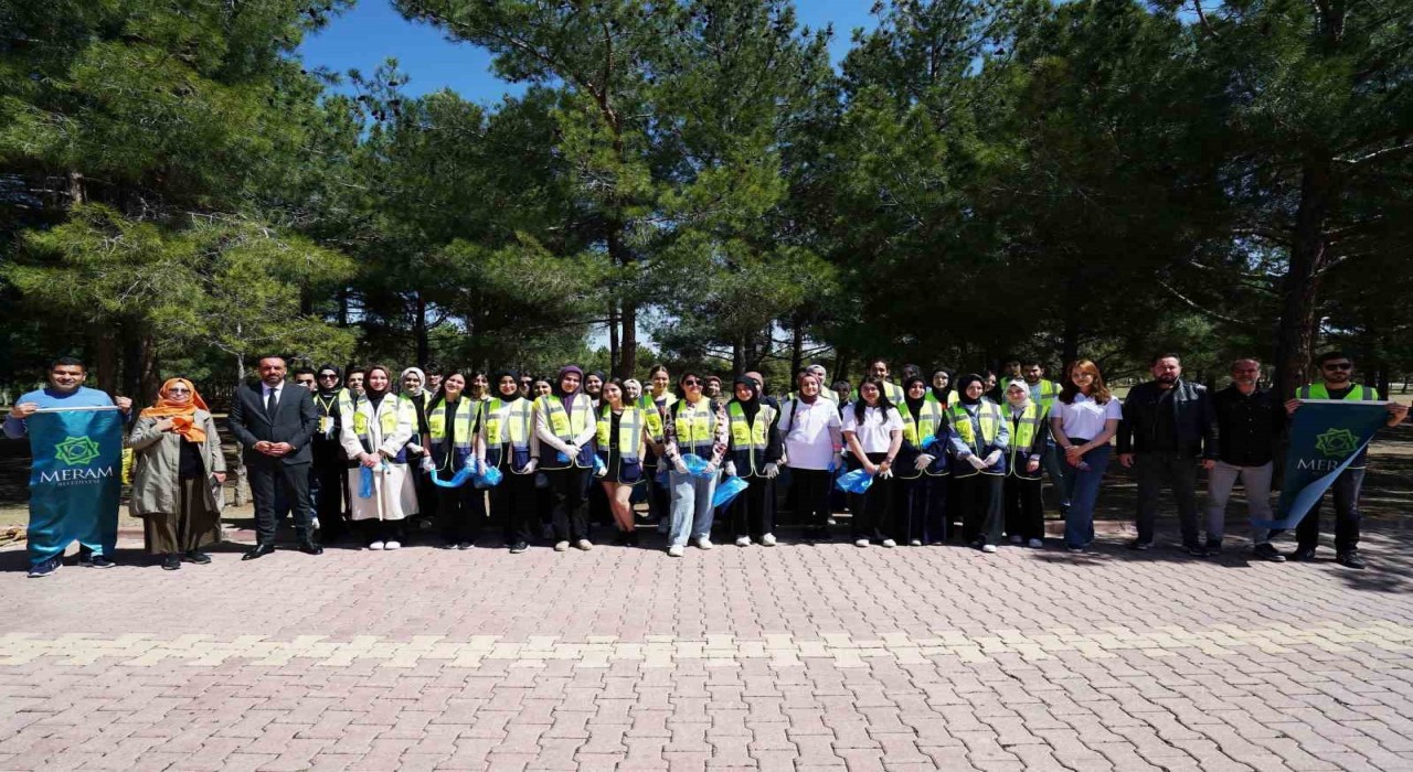 Meram Belediyesinden Dünya Gününde doğaya çifte dokunuş