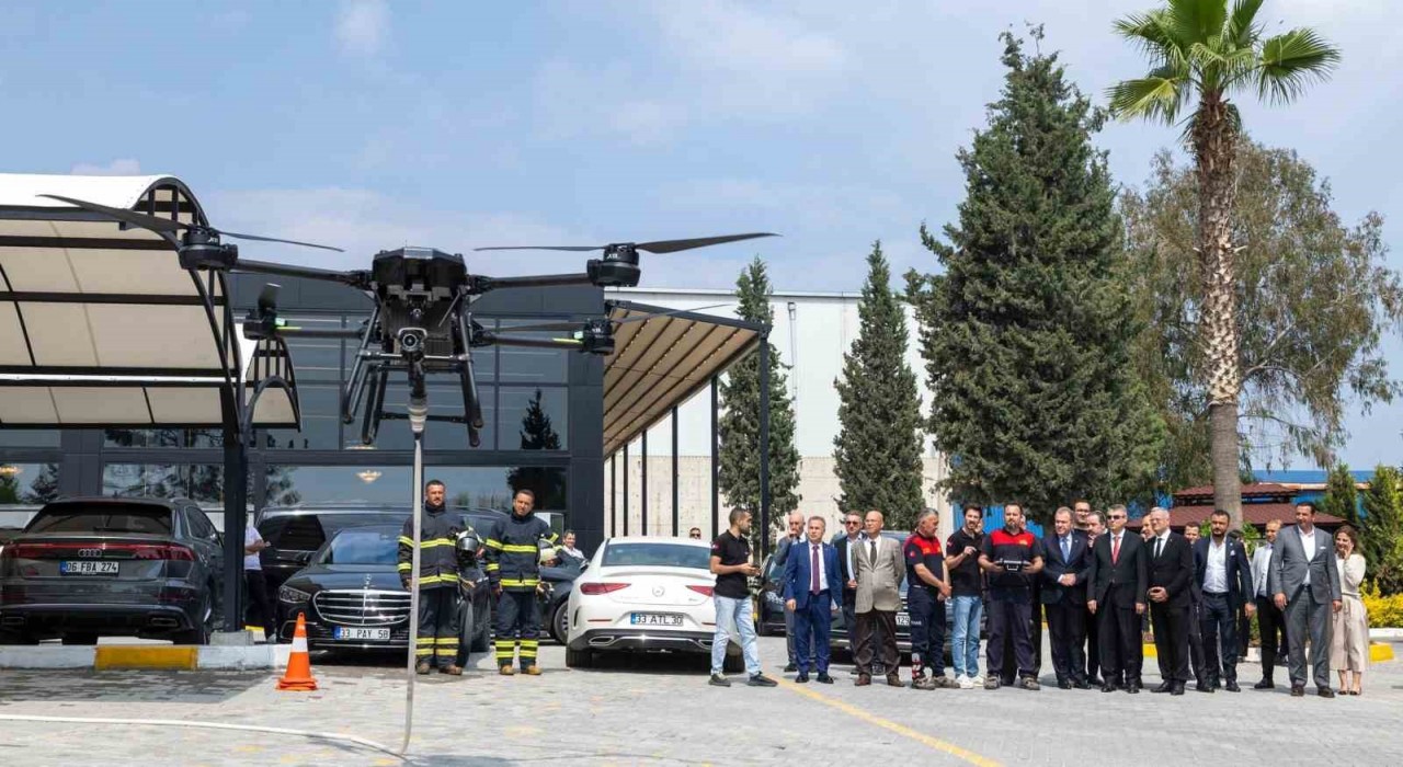 Mersin OSBde Yangın Müdahale İnsansız Hava Aracı göreve başladı