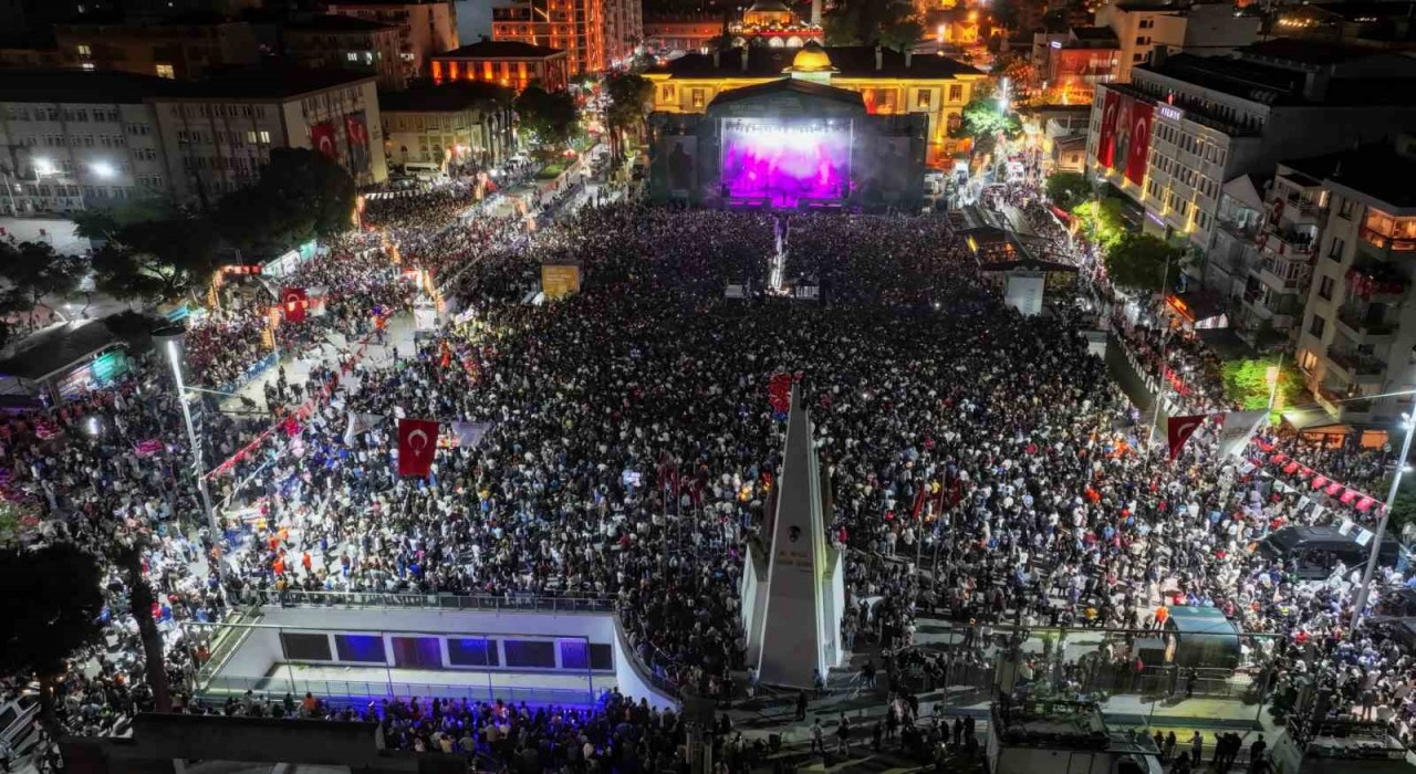 Mesir Festivalinin ilk konseri Sıladan