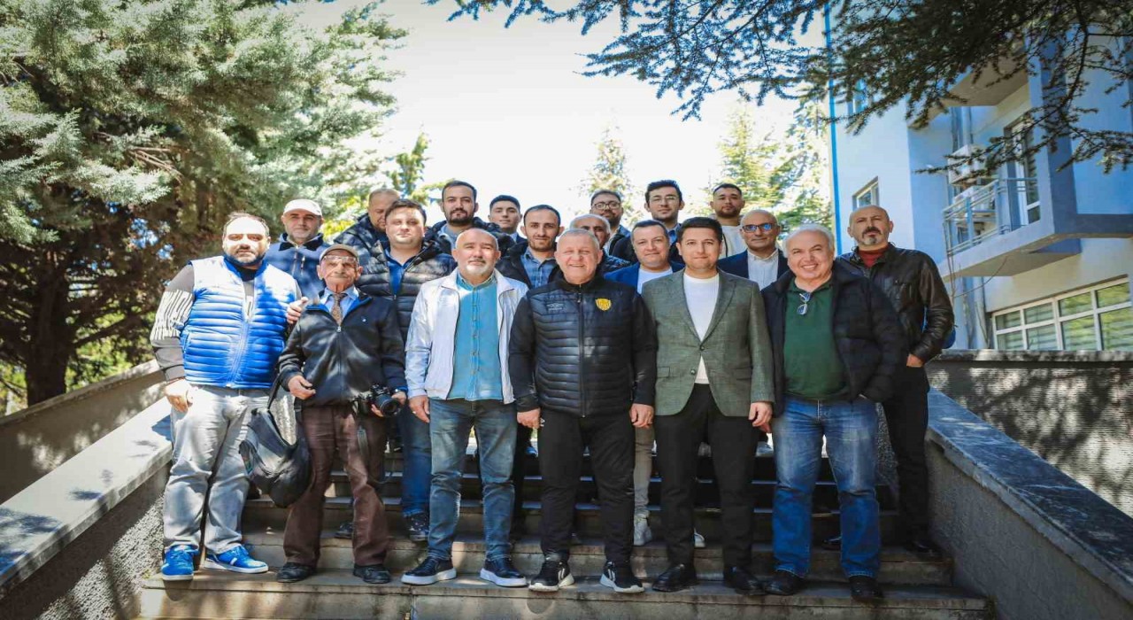 Mesut Bakkal, basın mensuplarıyla bir araya geldi