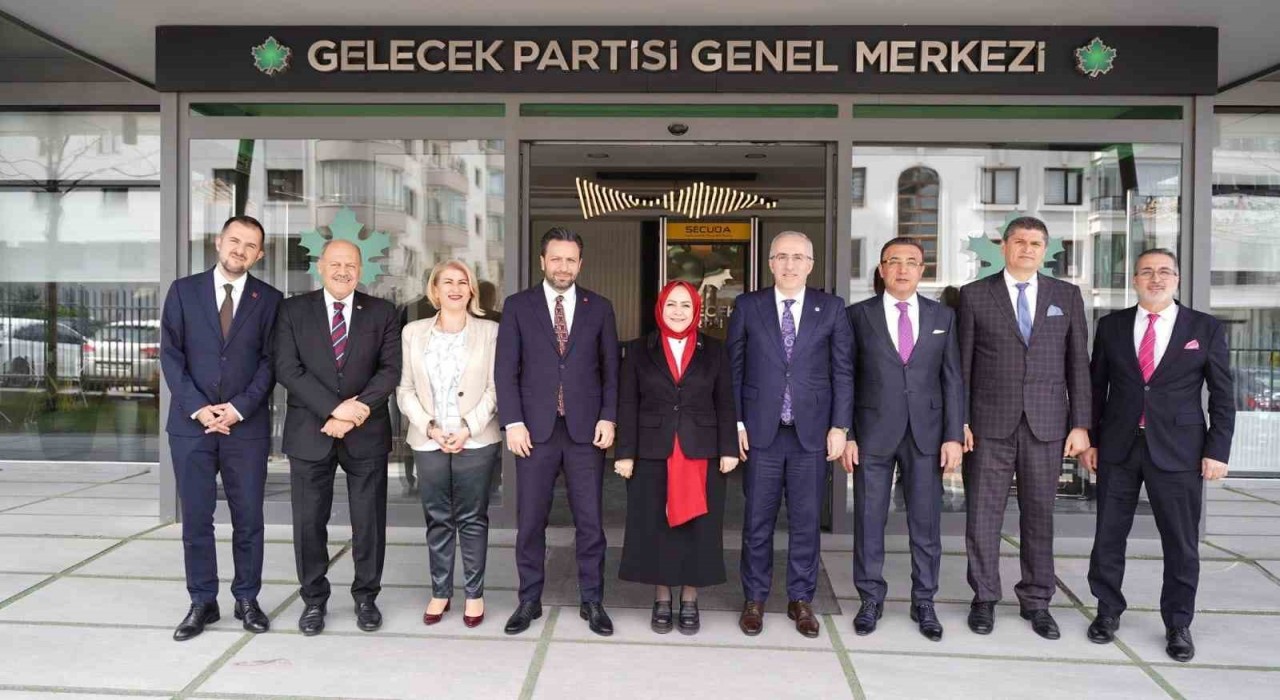 Milletvekili Ün, bayramda siyasi parti temsilcilerini genel merkezde ağırladı
