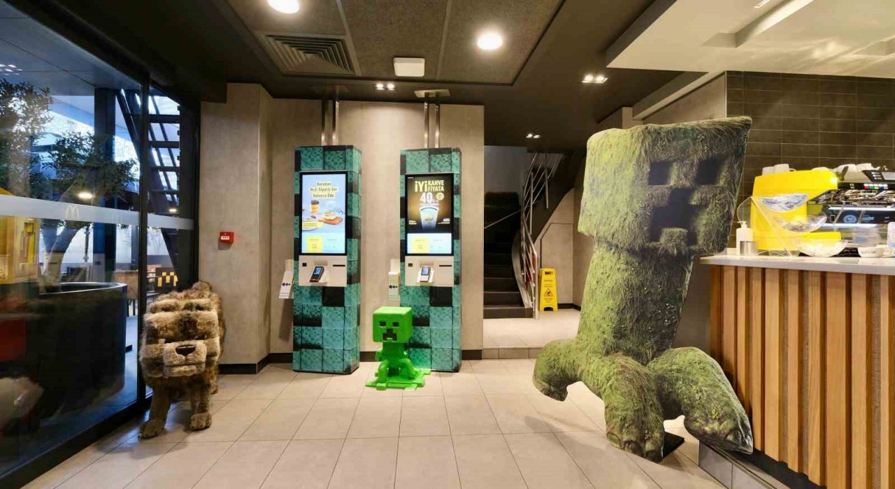 Minecraft macerası McDonalds Türkiyede