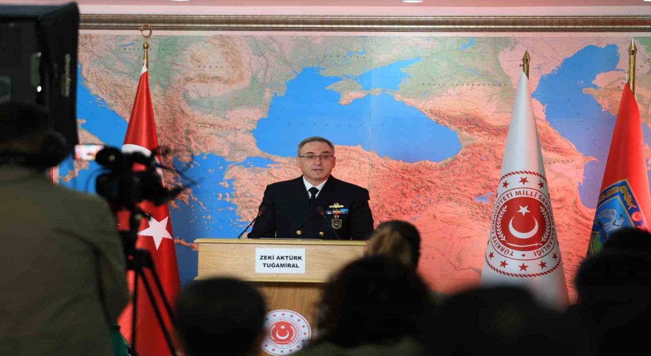 MSB kaynakları: Türkiye, Pakistana 6 uçak dolusu silah gönderdi iddiası doğru değil