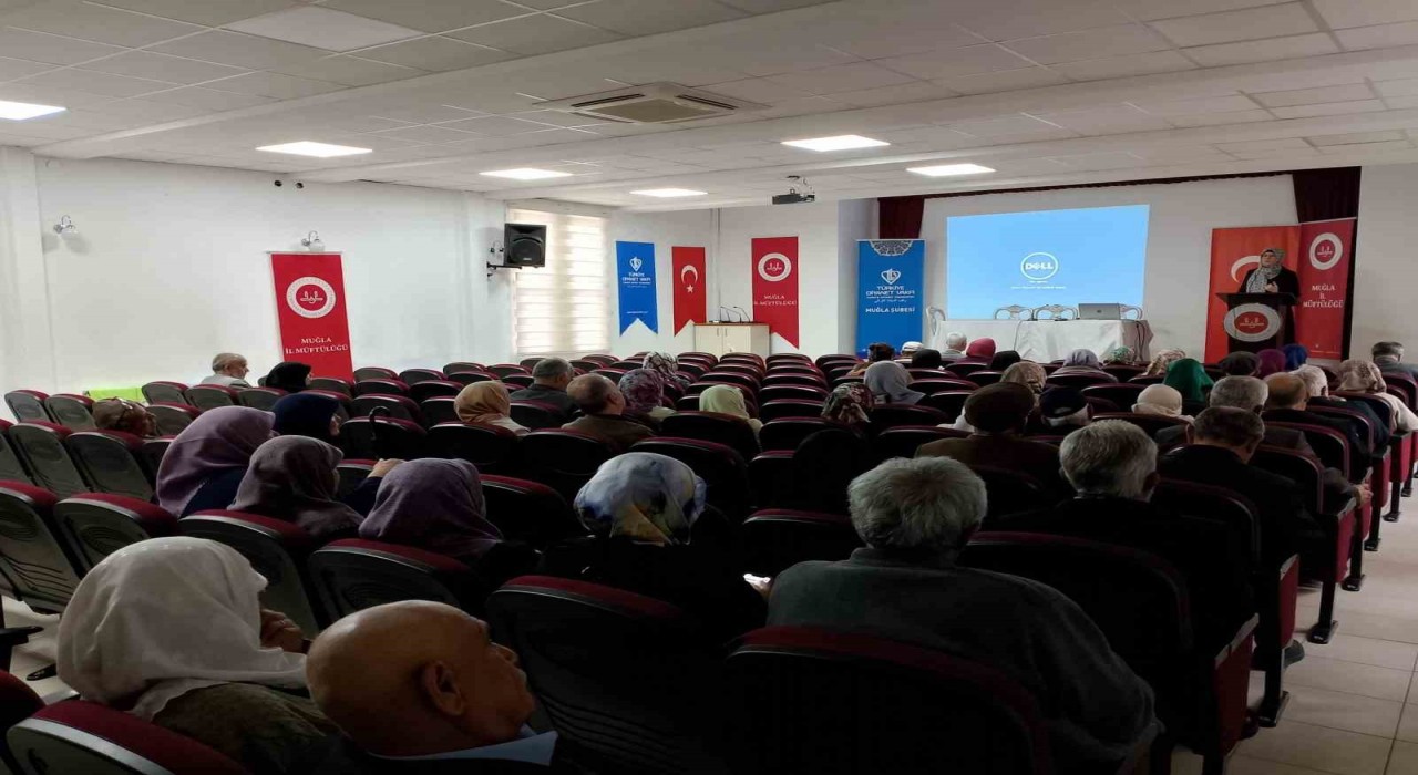 Muğlada hac seminerleri devam ediyor