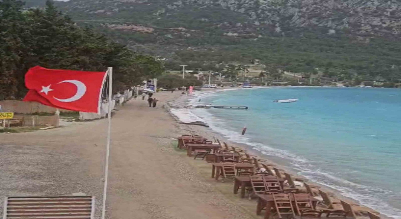 Muğlada kuvvetli yağış ve fırtına etkili oldu