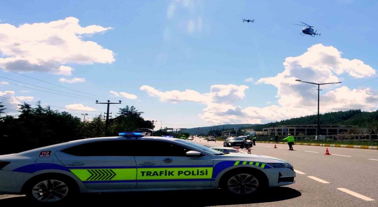 Muğlada trafik ekipleri denetimlerine devam ediyor