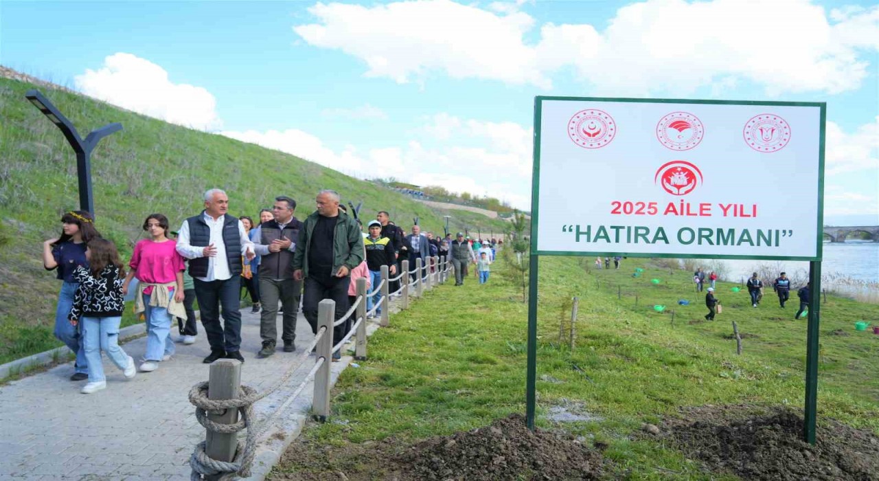Muşta 2025 Aile Yılı Hatıra Ormanı kuruldu