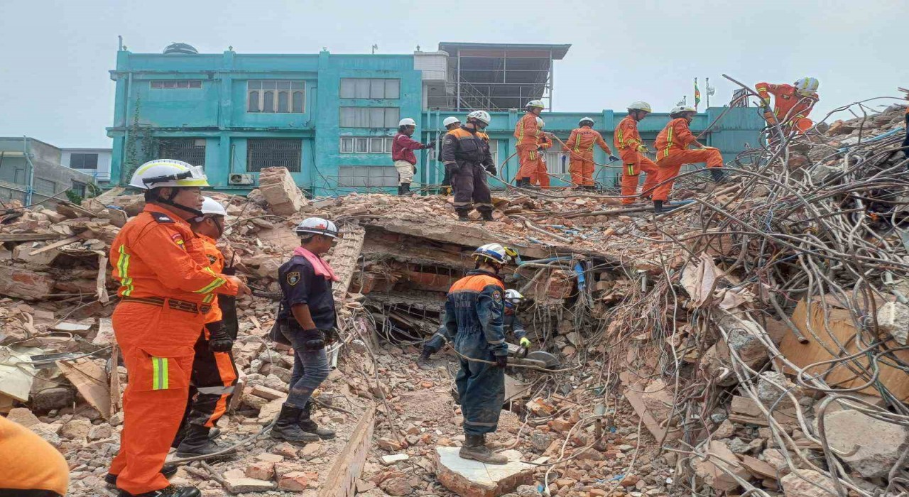 Myanmardaki depremlerde can kaybı 3 bin 600e yükseldi