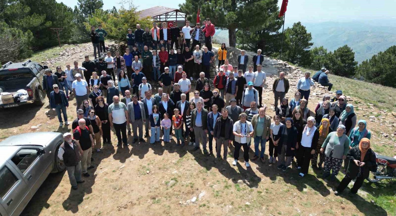 Nazillide Kaymakam Kan öncülüğünde doğa yürüyüşü yapıldı