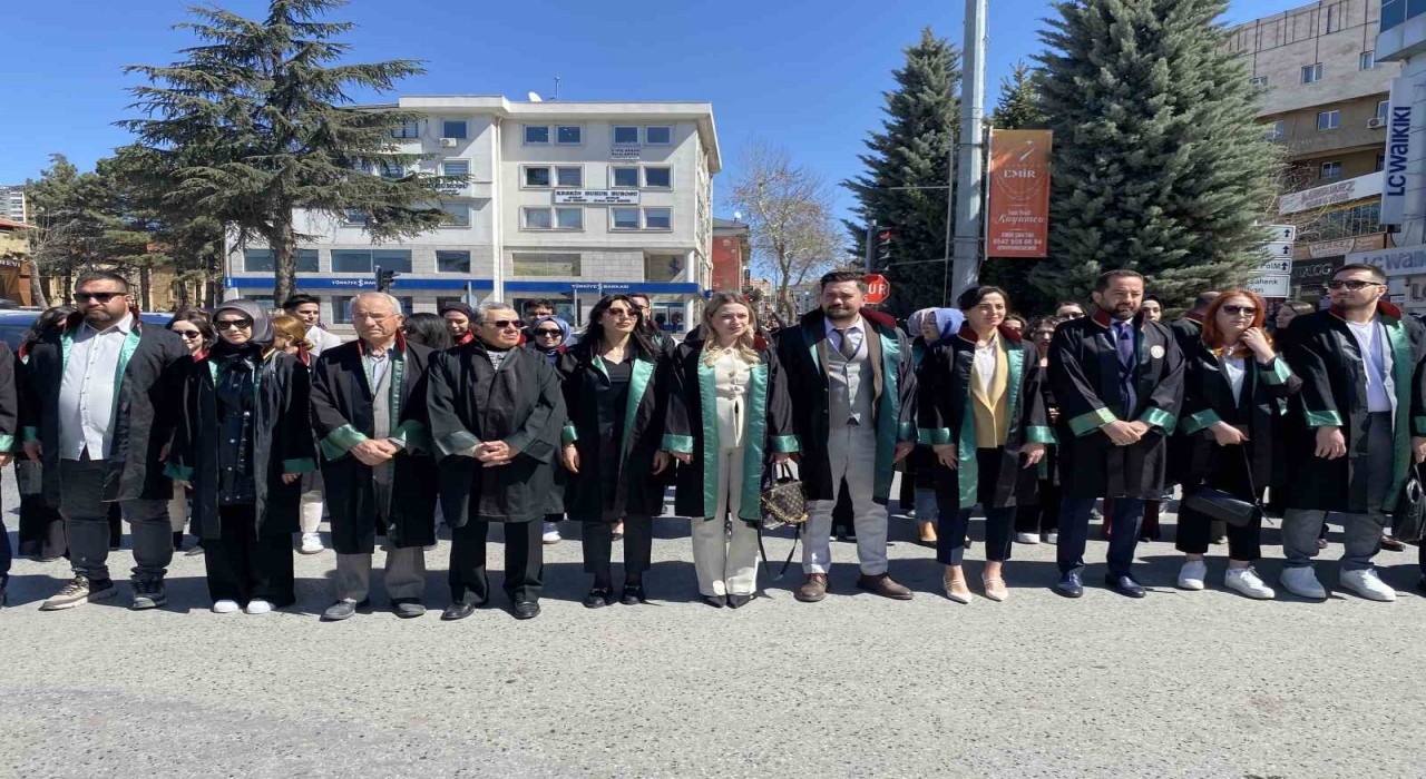 Niğdede Avukatlar Günü törenle kutlandı