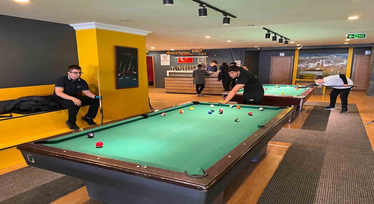 Niğdede bilardo heyecanı yaşandı