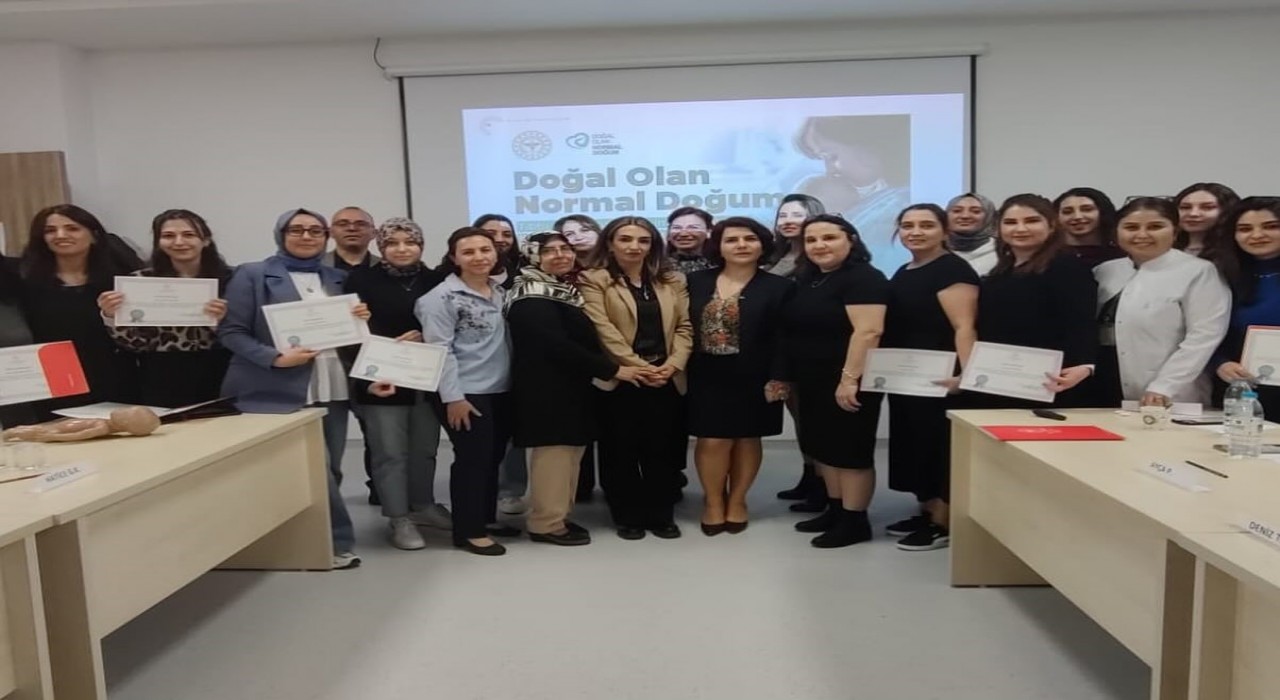 Niğdede ebeler için afet ve doğum eğitimi verildi