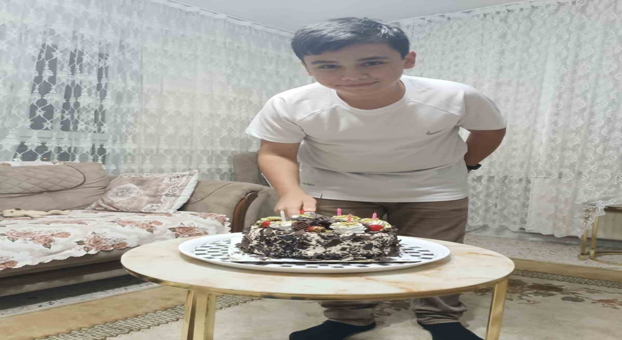 Niğdede iş kazasında hayatını kaybeden çocuk toprağa verildi