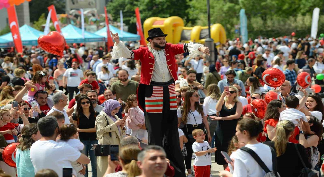 Nilüferde 23 Nisan Çocuk Bayramına renkli kutlama