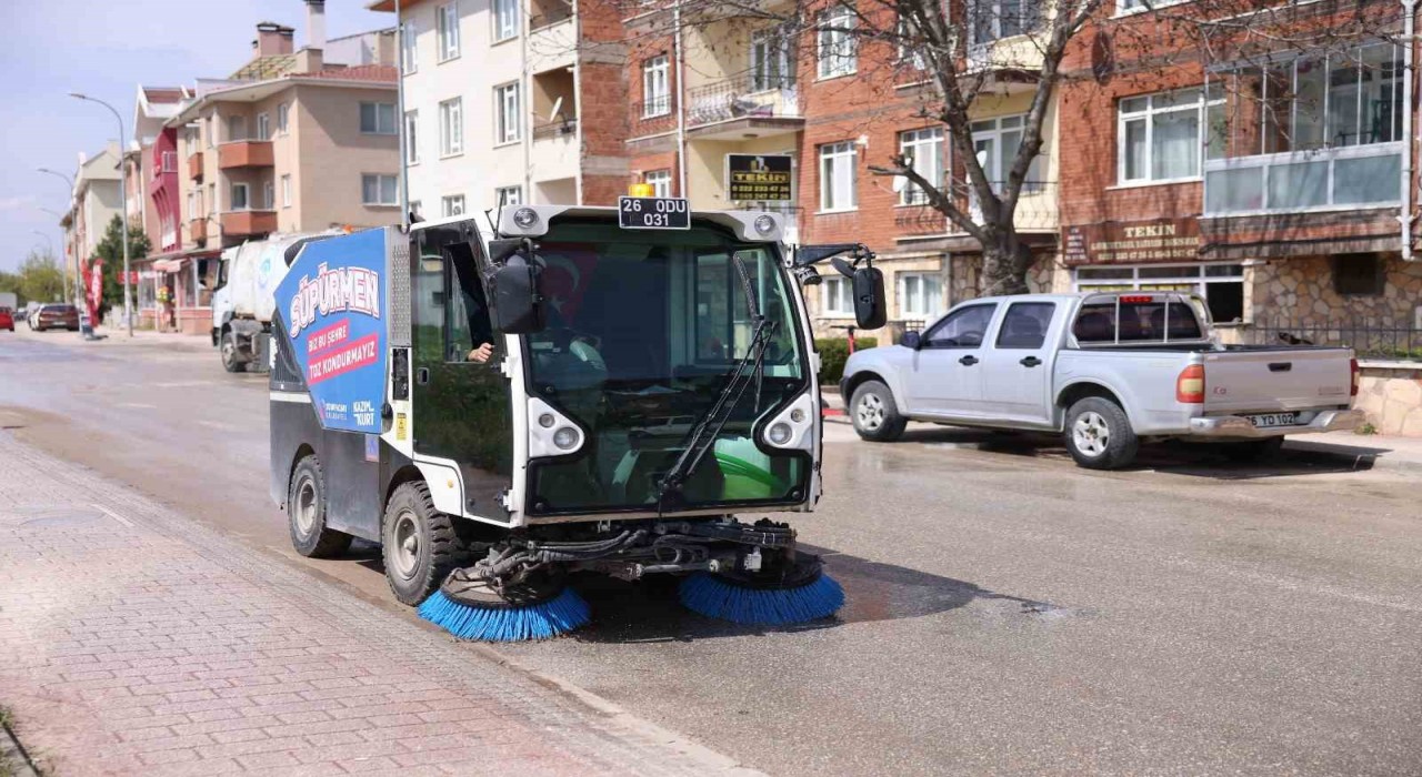 Odunpazarında baharın kahramanları temizlik seferberliği başlattı