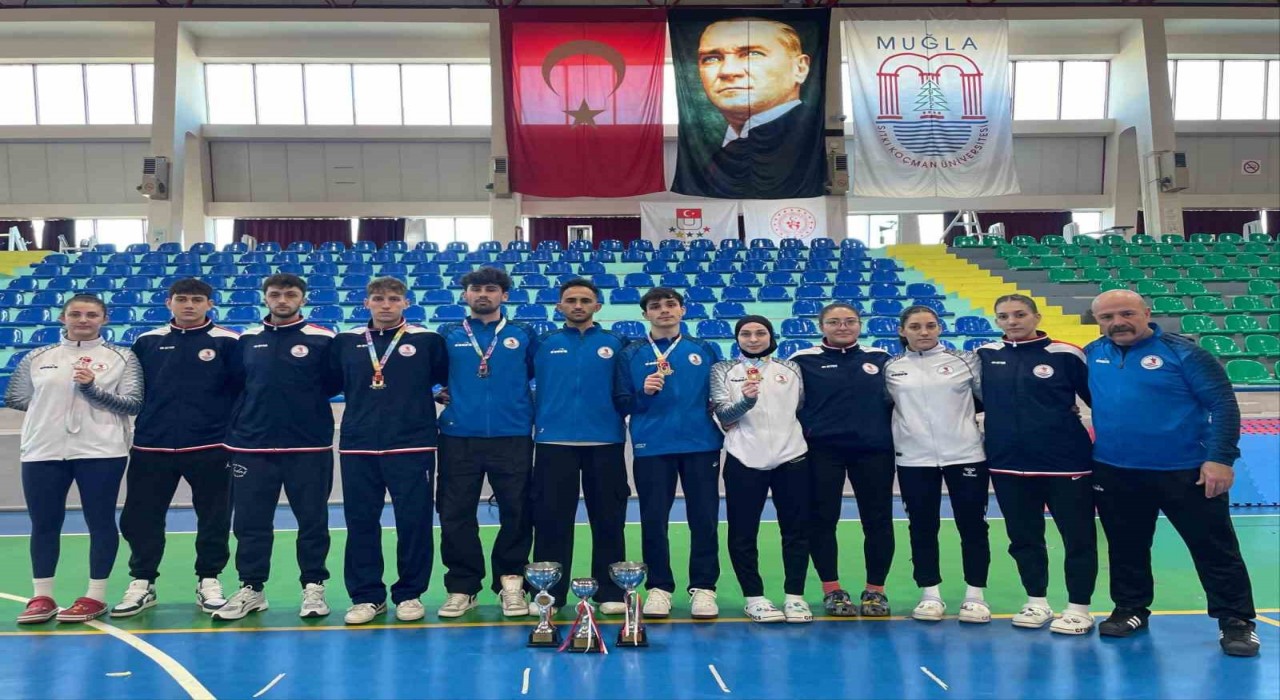 OMÜlü öğrencilerin tekvando başarısı