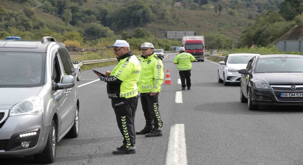 Orduda 2 haftada 43 binden fazla araç ve sürücü denetlendi