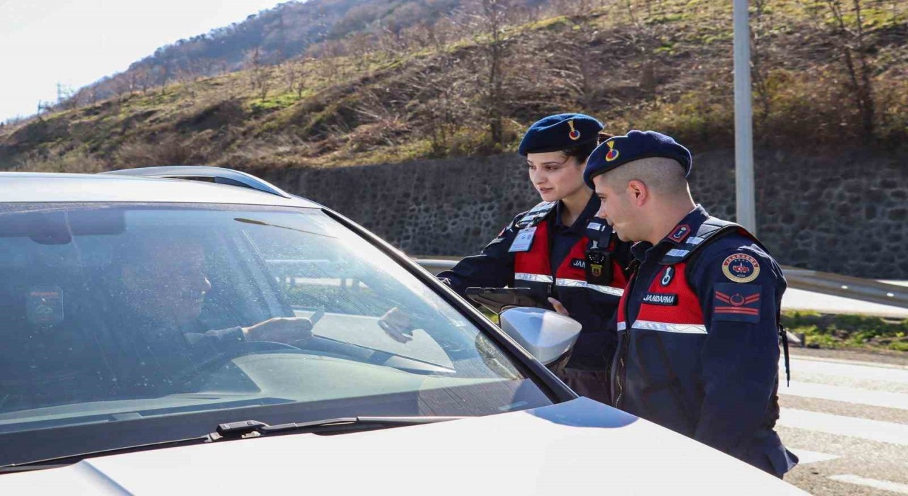 Orduda jandarma 1 haftada 43 bin kişiyi sorguladı