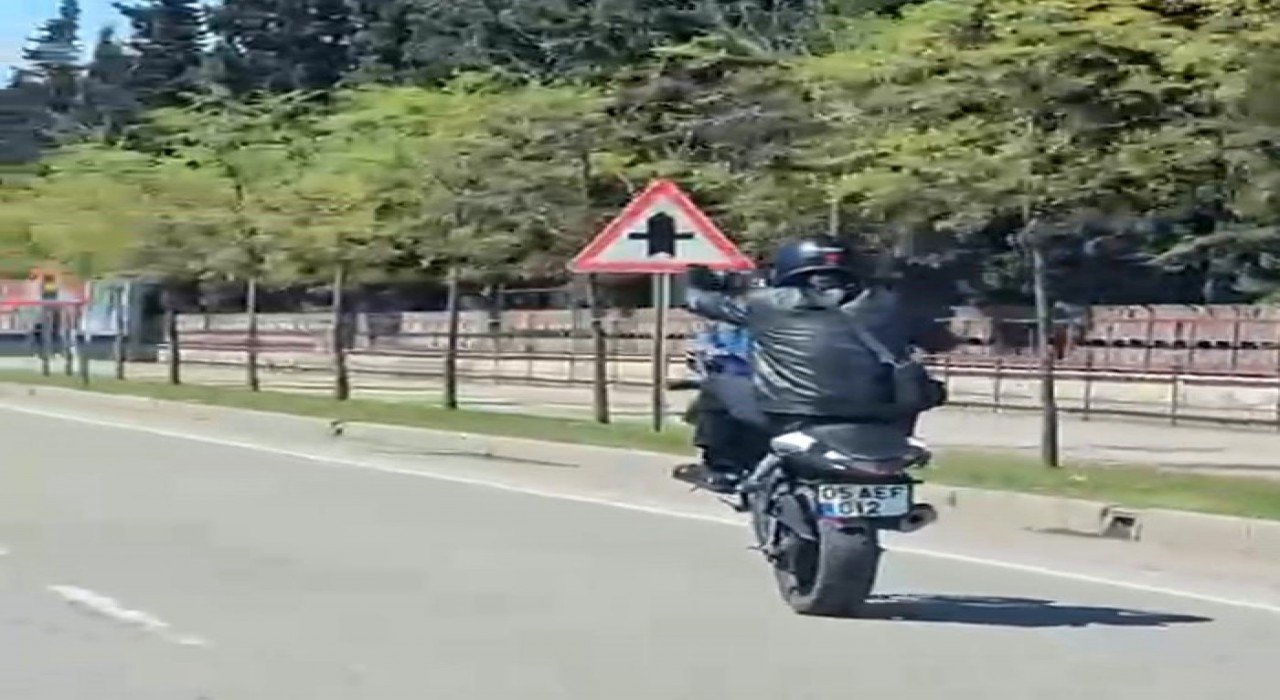 Orduda motosiklet ile trafikte şov yapan sürücüye ceza yağdı