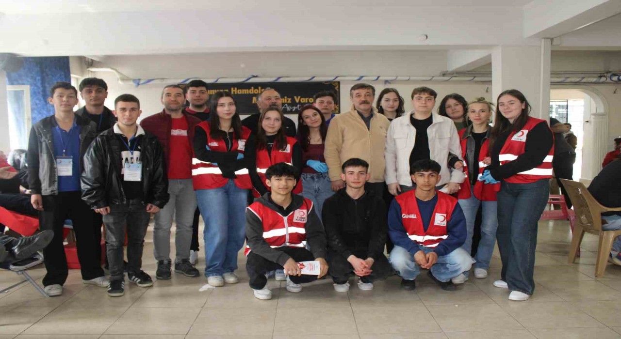 Orduda öğrencilerden kan bağışına destek: 245 ünite kan toplandı