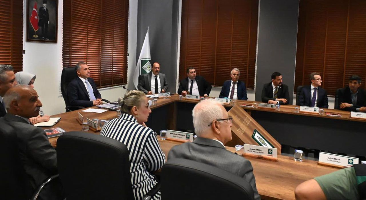 Osmaniye Belediye Başkanı Çenet: “Şehrimizin Her Noktasına Dokunacağız”