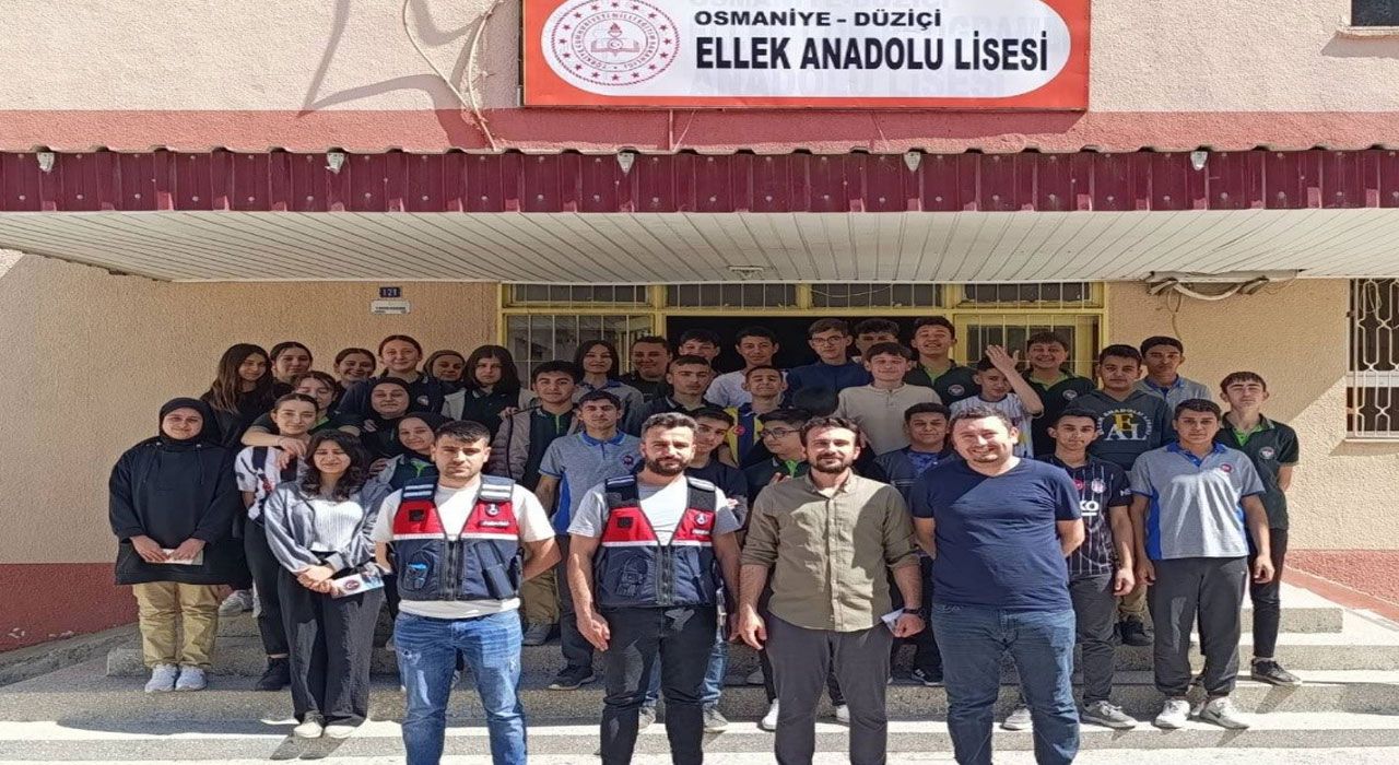 Osmaniye Jandarma’dan Öğrencilere Siber Güvenlik Eğitimi