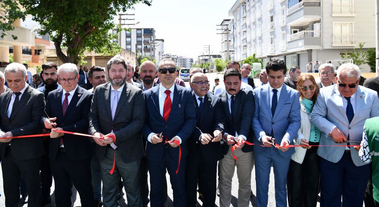 Osmaniye’de Asfalt Seferberliği Devam Ediyor: 9062 Sokak Yenilendi ve Hizmete Açıldı