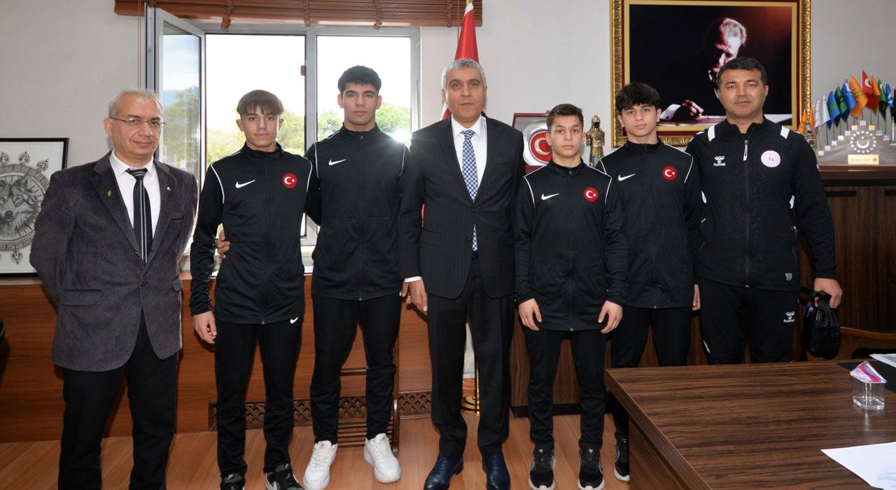 Osmaniyeli Güreşçiler Türkiye Şampiyonası’nda Göz Doldurdu
