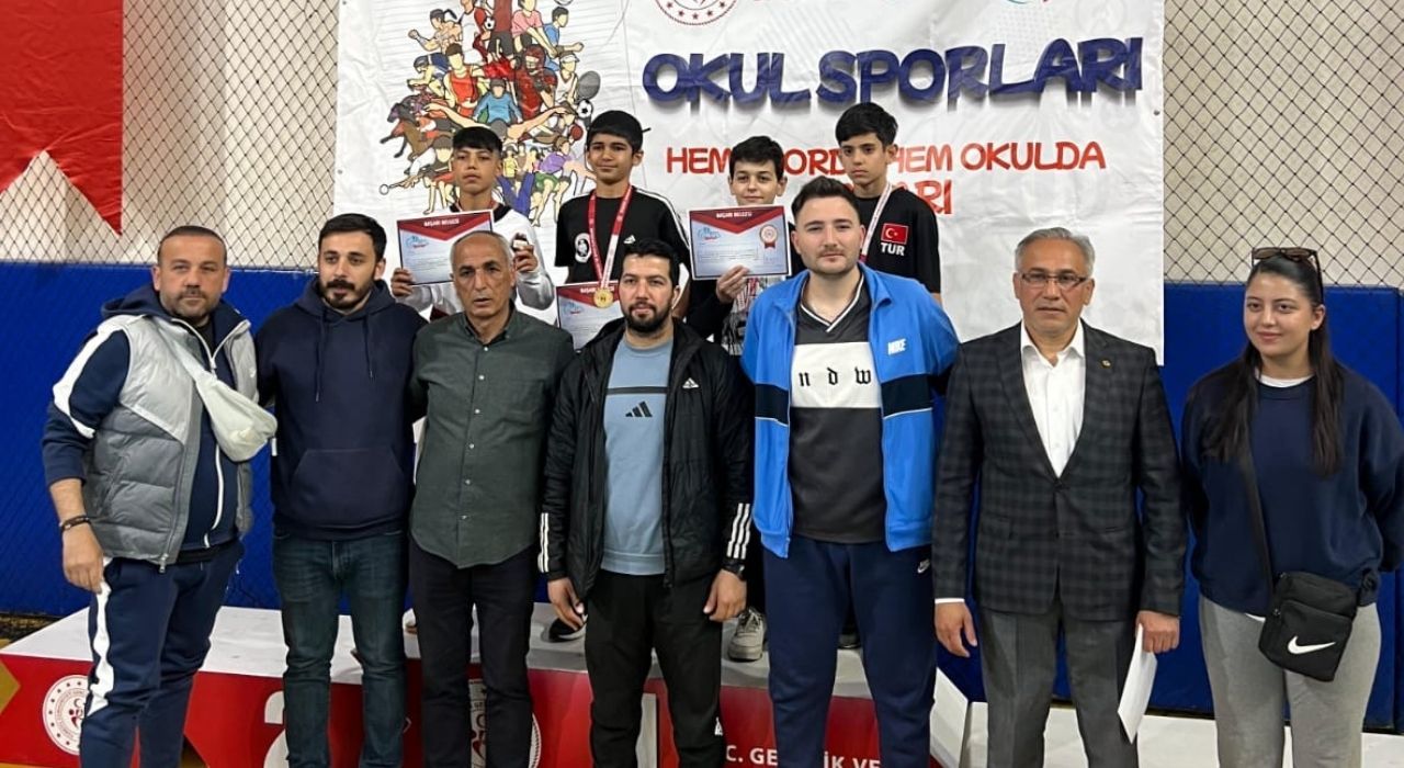 Osmaniyeli Taekwondocular Mersin’den 8 Madalya ile Döndü!