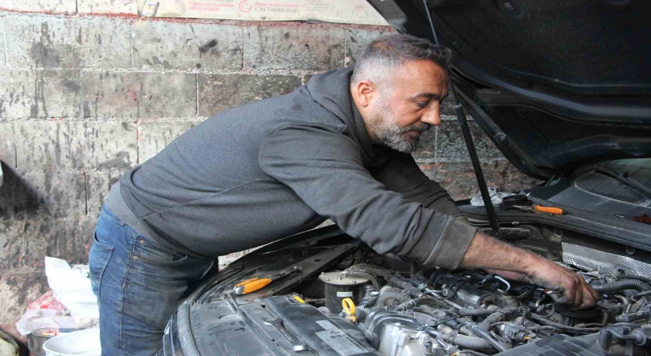 Oto tamirciler aylık 50 bin TLye kalifiyeli eleman bulamıyor