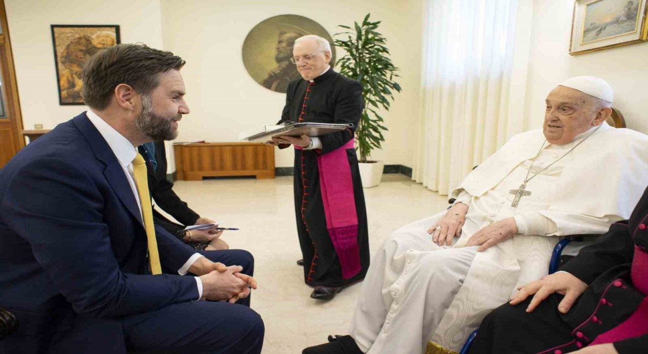 Papa Francis, ABD Başkan Yardımcısı Vance ile görüştü
