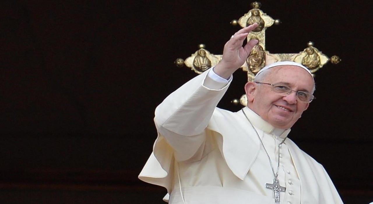 Papa Francisin ölüm nedeni felç ve kalp yetmezliği