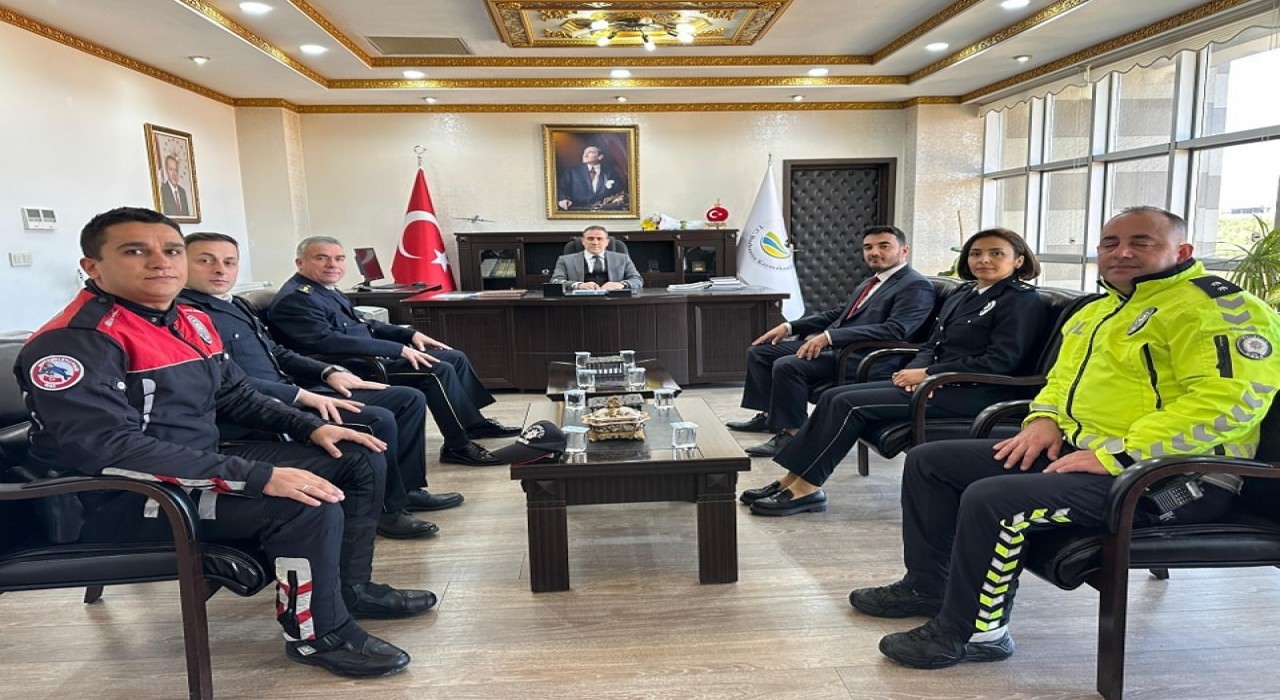 Polis Haftası nedeniyle Kaymakamı ziyaret ettiler