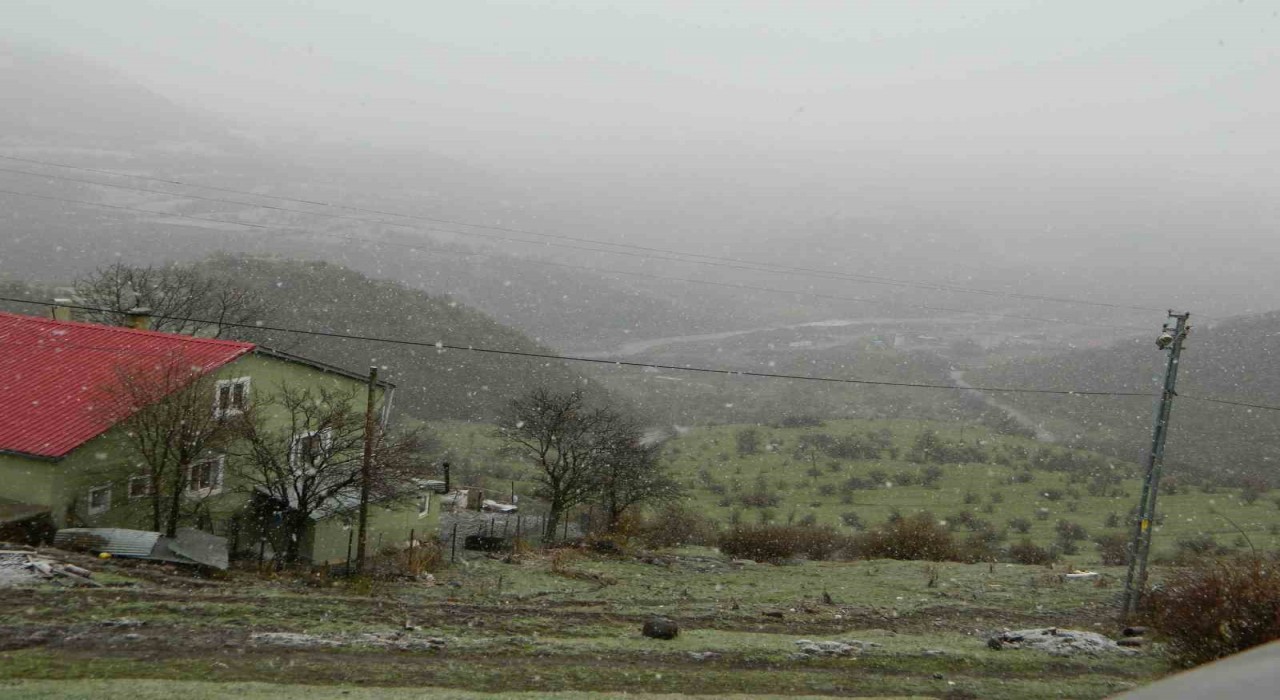 Posofta kar yağışı etkili oluyor