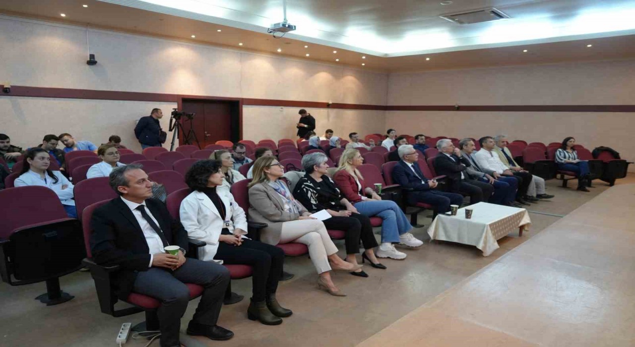 Profesörler ağrı pilinde umut tacirliği yapanlara karşı uyardı: Felçlileri yürütüyoruz, koşturuyoruz gibi durumlar söz konusu değil
