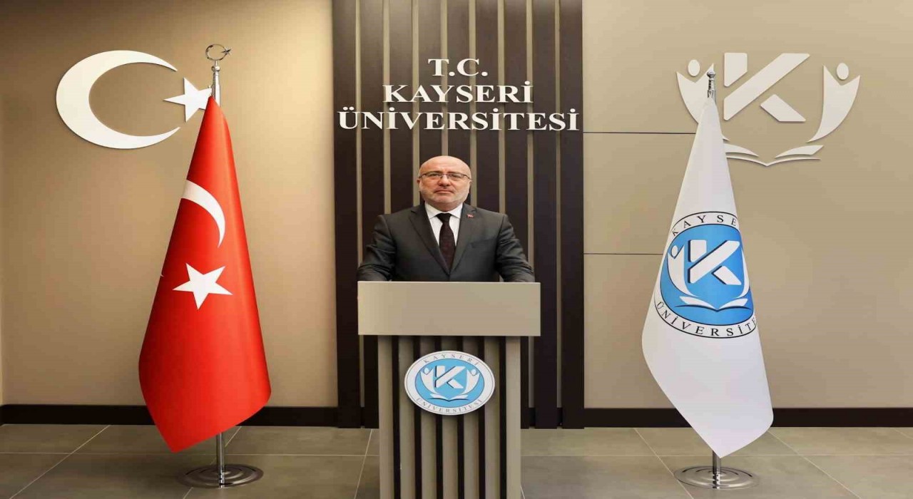 Rektör Karamustafa: Atatürk, 23 Nisan 1920de milli egemenliğimizin güvencesi Türkiye Büyük Millet Meclisini kurmakla kalmamış, bayram olarak çocuklara armağan etmiştir