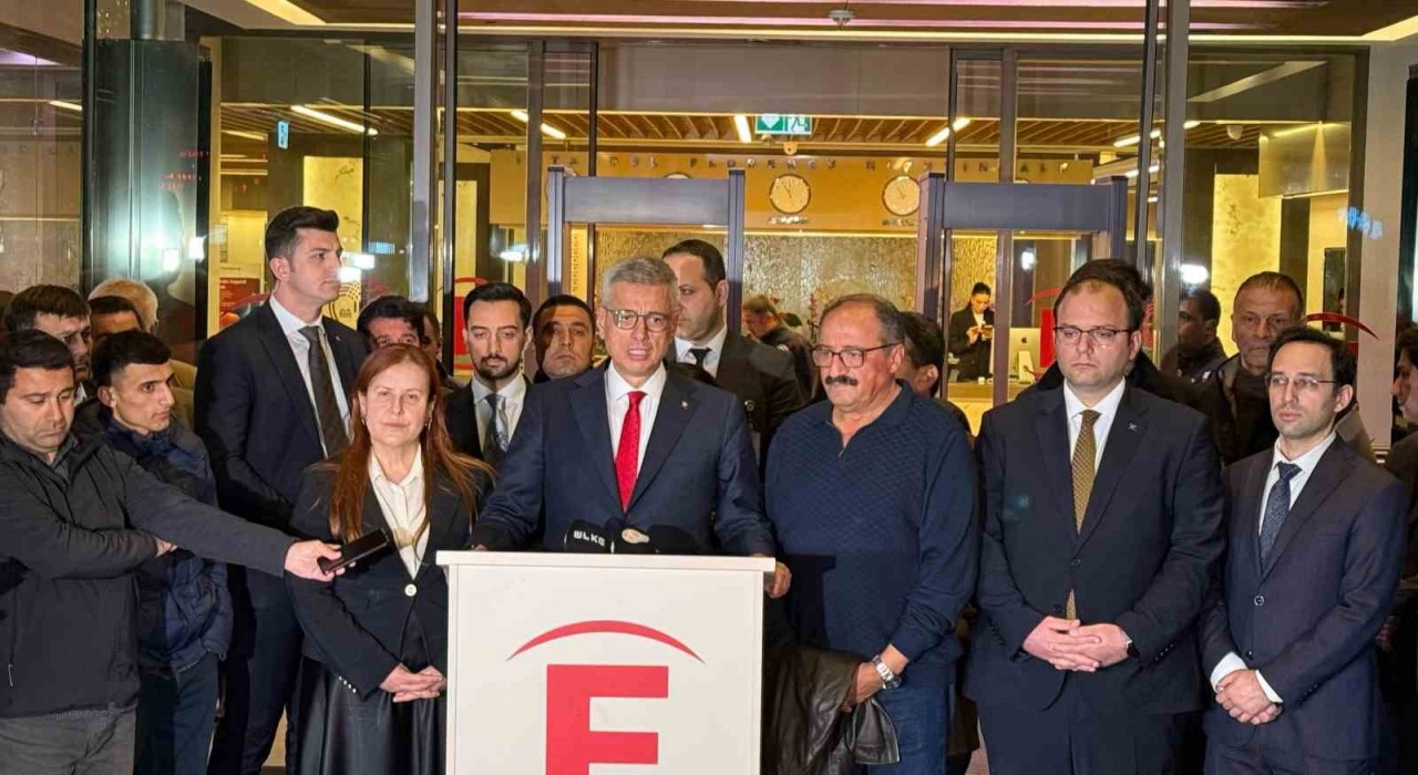 Sağlık Bakanı Memişoğlu, Sırrı Süreyya Önderi ziyaret etti: Büyük bir direnç gösterdi, bu direnç bize ümit veriyor
